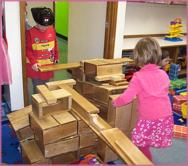 children building